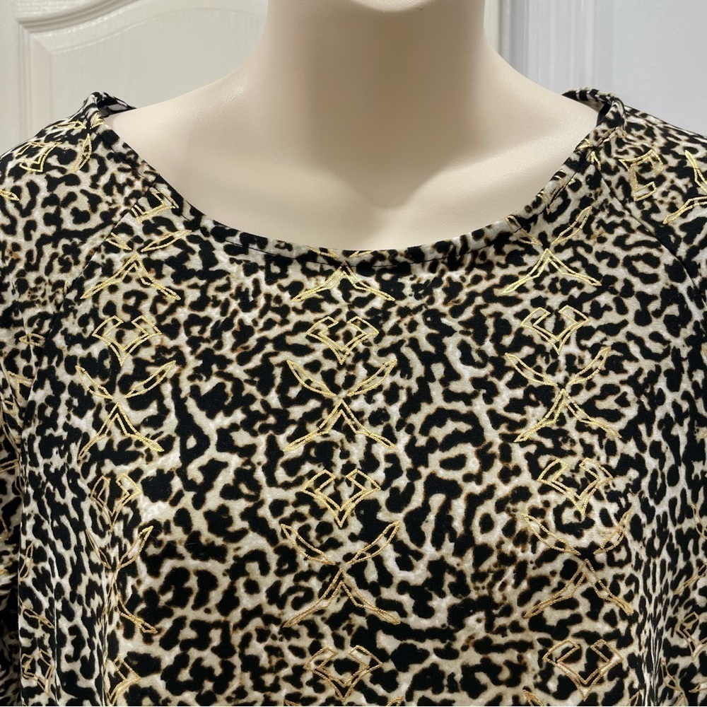 Investments Mixed Print Top Leopard & Geometric Pattern Sz M - Picture 2 of 13